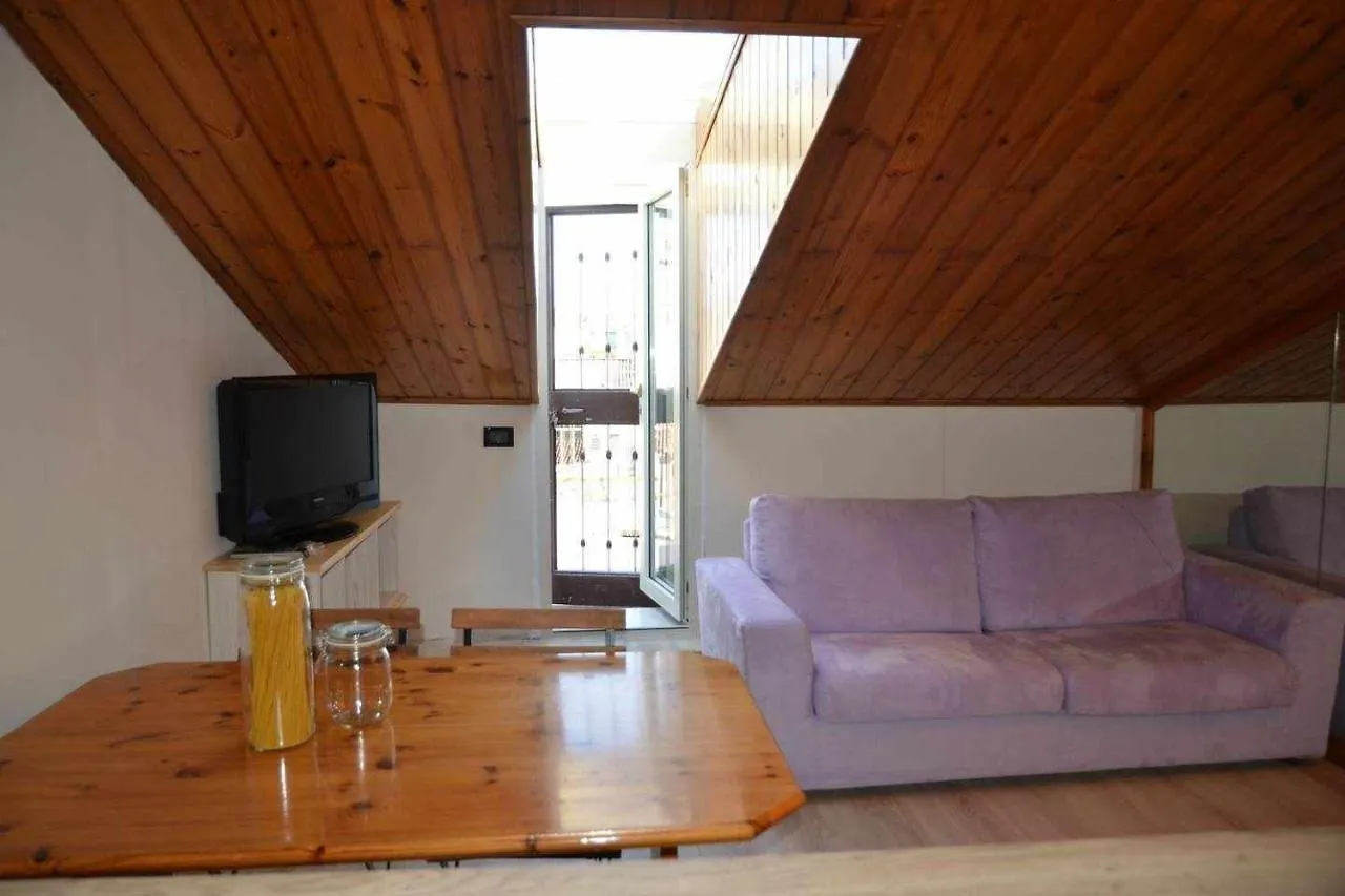 Scroce Apt Close To Prato Della Valle Padua Apartment