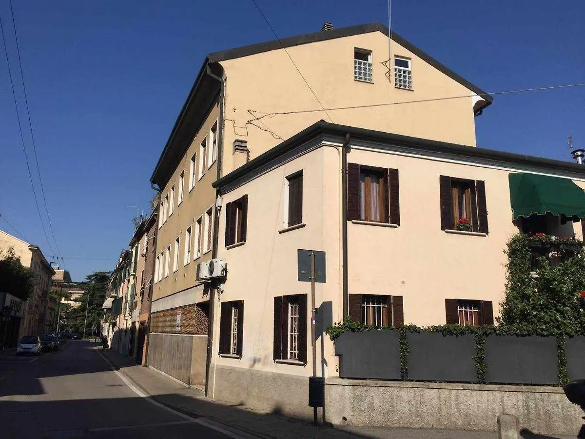 Scroce Apt Close To Prato Della Valle Padua Apartment